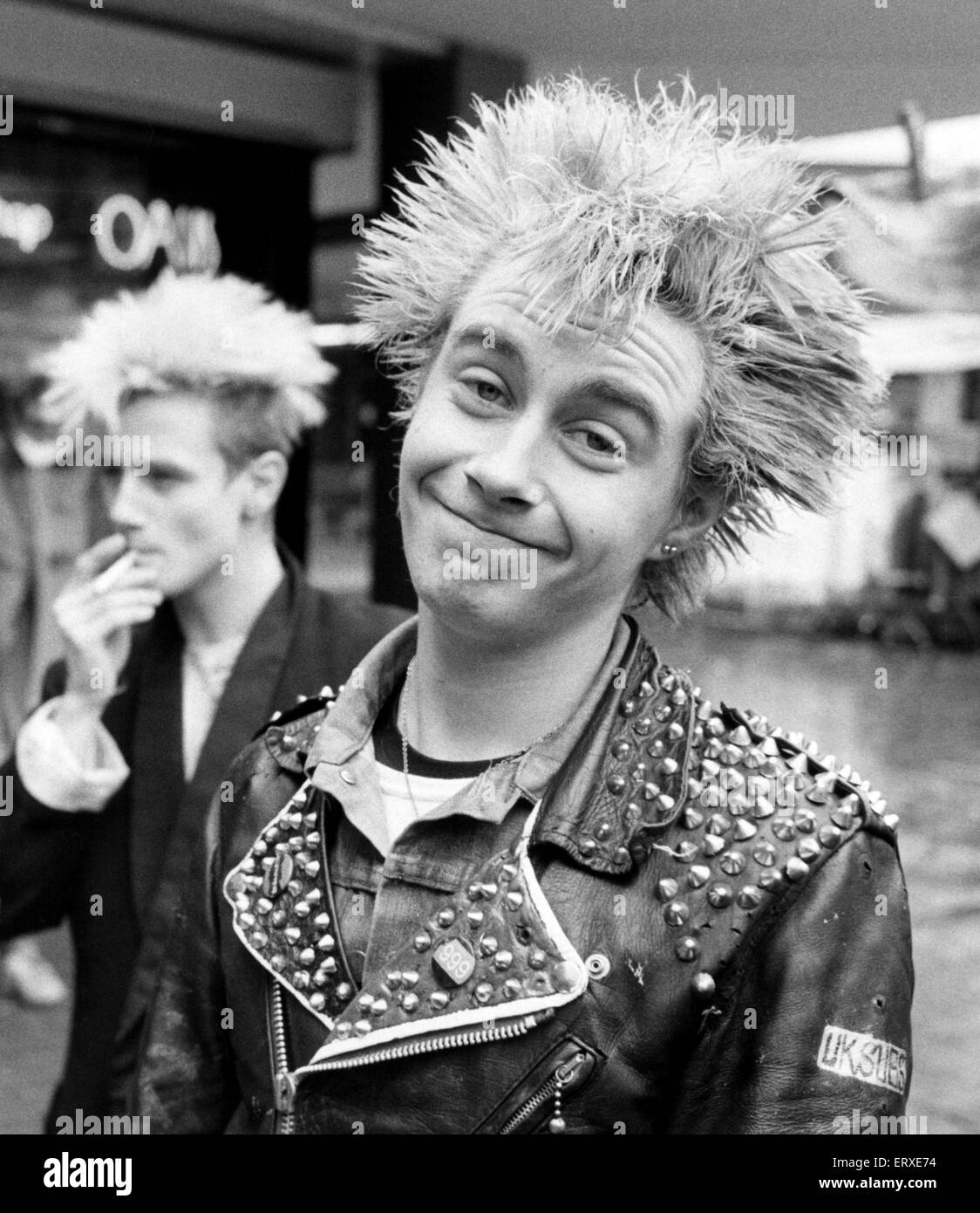 19 year old Punk Rocker Lee Cumiskey, in Birmingham, 27th March 1983. Stock Photo