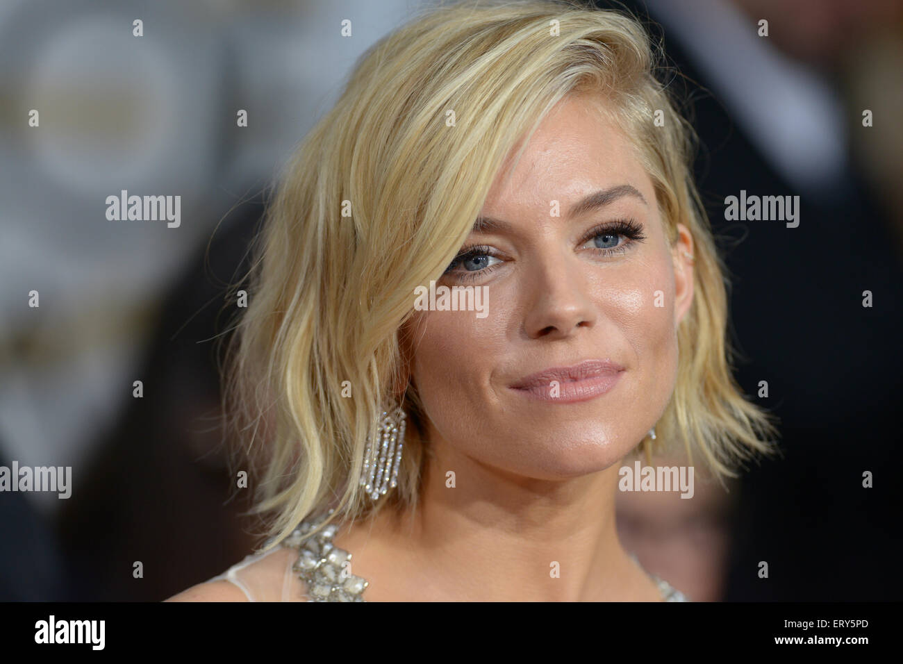 Sienna miller hi-res stock photography and images - Alamy