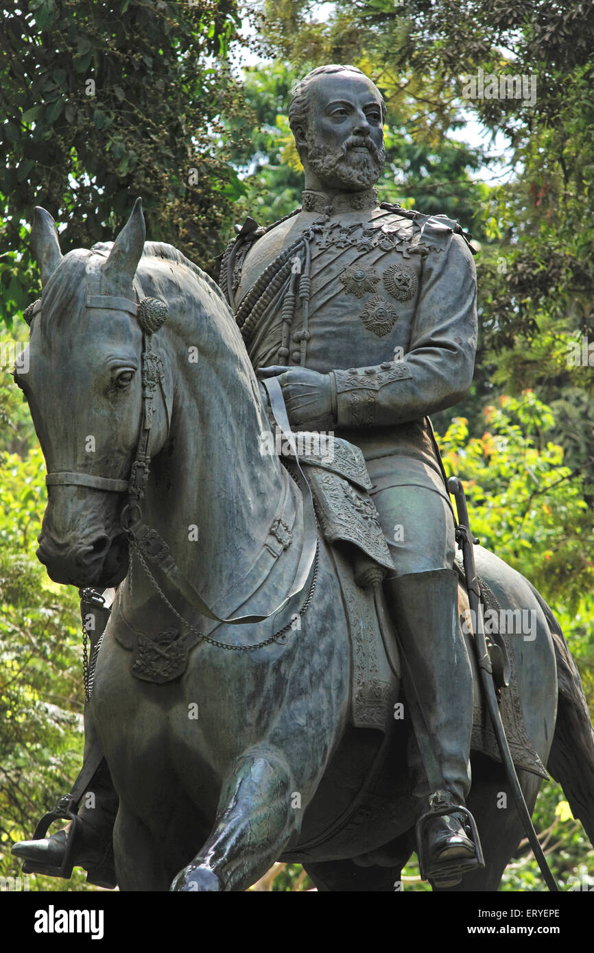 Kala ghoda sculpture hires stock photography and images Alamy