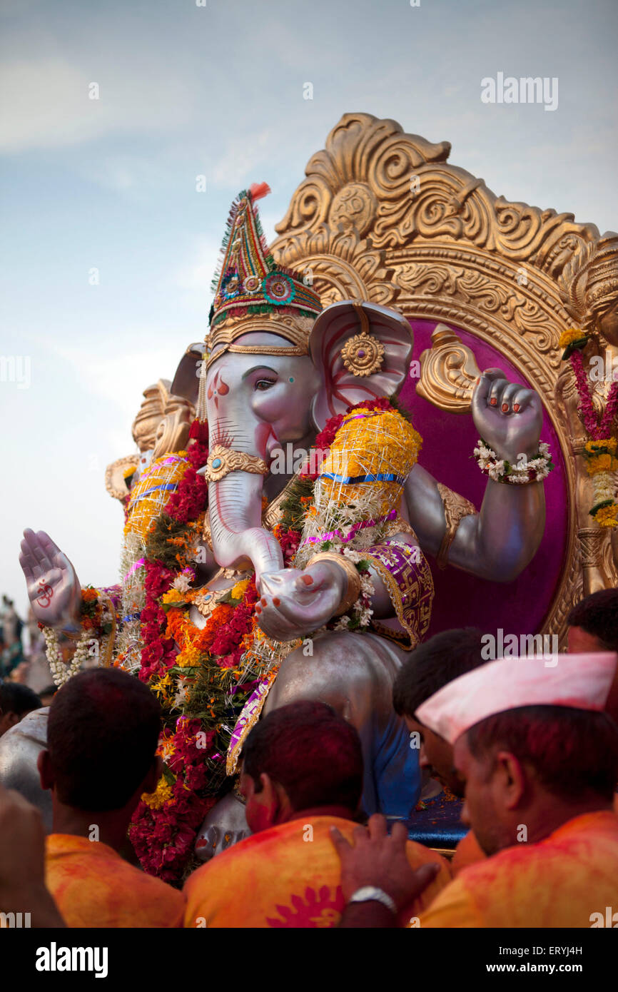 Lord ganesh statue Dadar Mumbai Maharashtra India Asia Stock Photo - Alamy