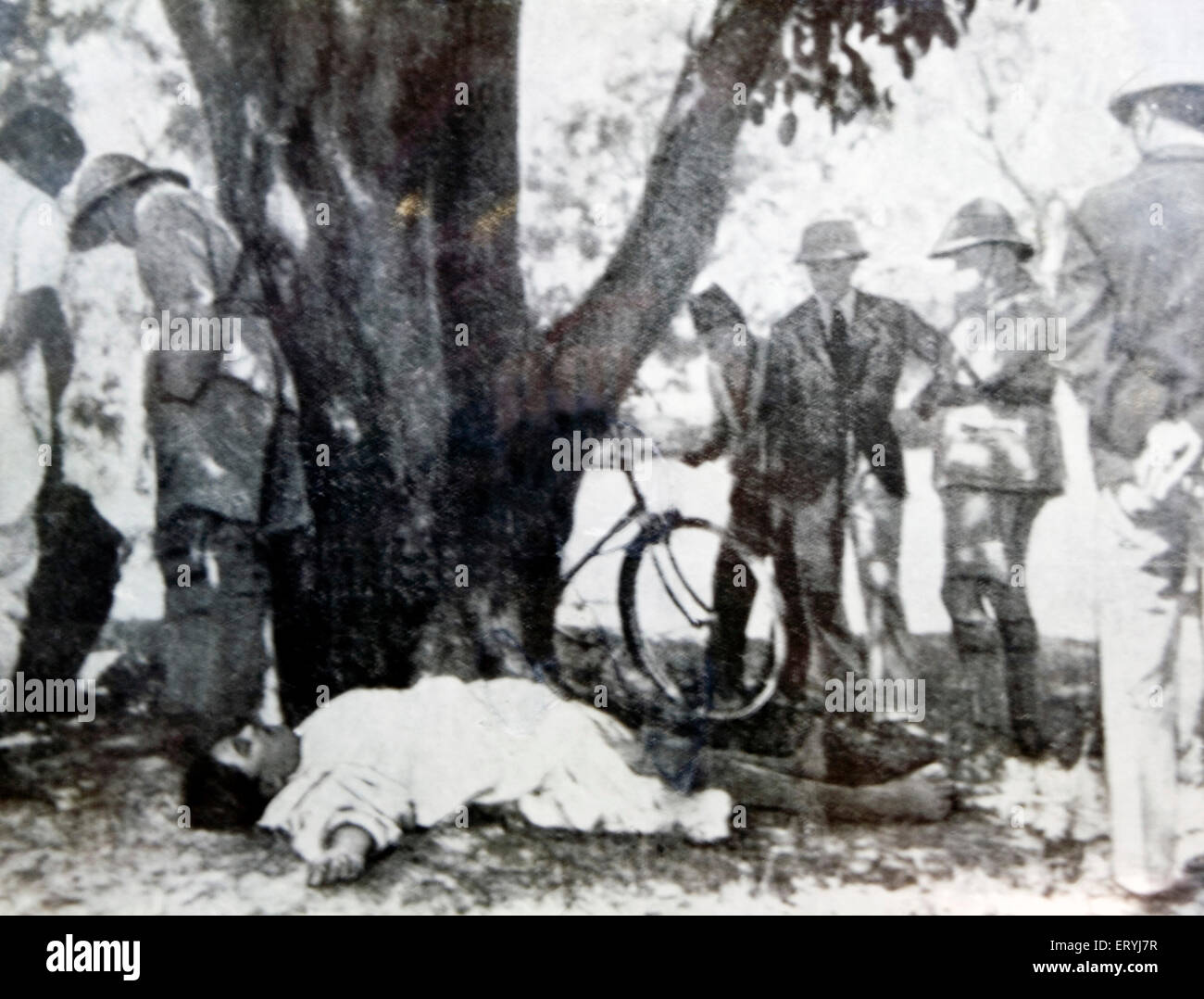 Chandrasekhar Azad nabbed by police in Alfred Park ; Allahabad ; Uttar Pradesh ; India 27  February 1931 - akm 163439 Stock Photo