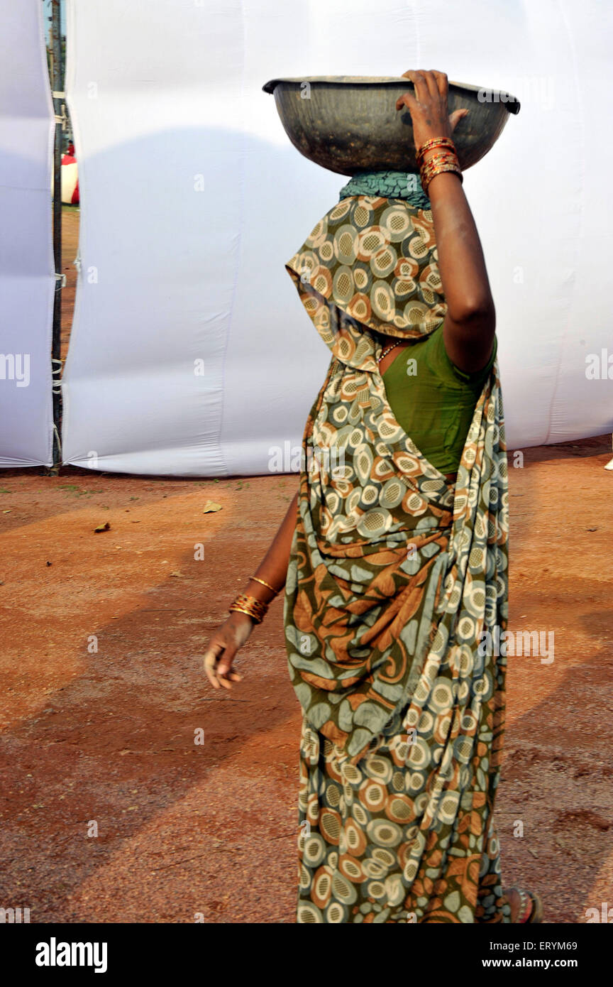 Rural working woman Madhya Pradesh India Asia Stock Photo