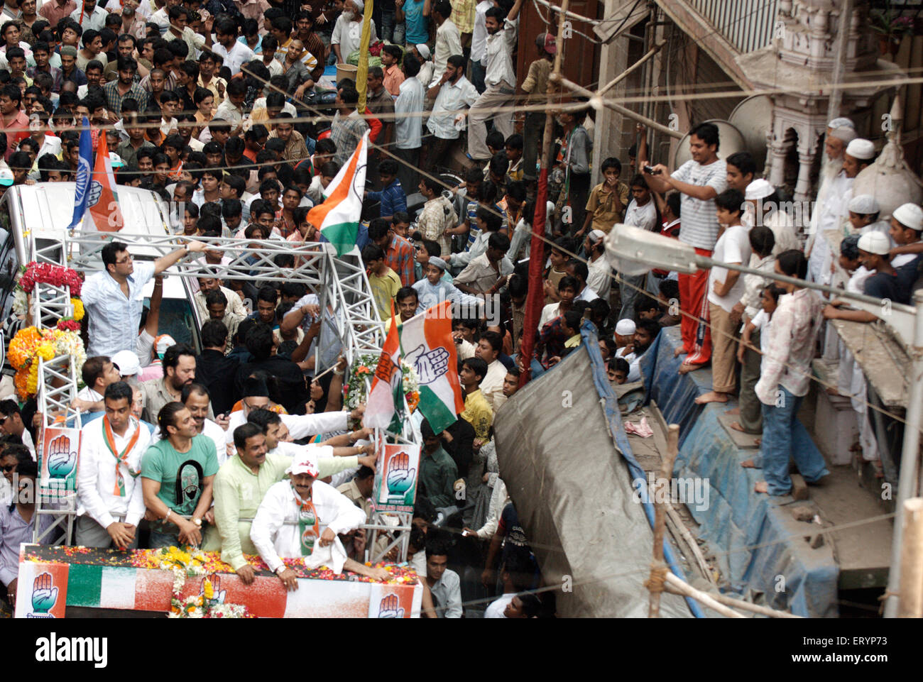 Indian election campaign, Salman Khan, Indian bollywood actor , campaigning for Indian National Congress candidate Milind Deora in Bombay Mumbai India Stock Photo