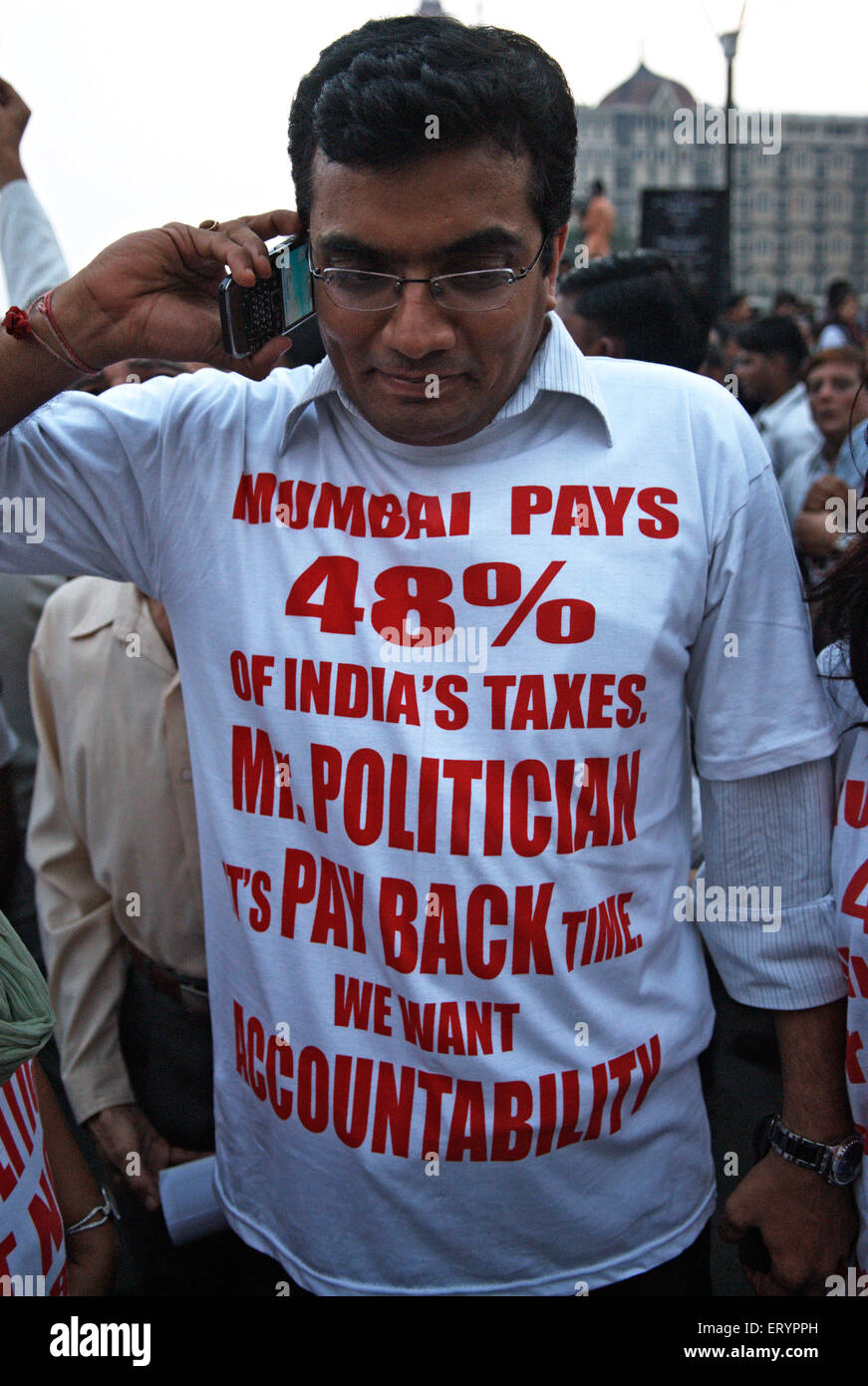 Protesters shirt hi-res stock photography and images - Alamy