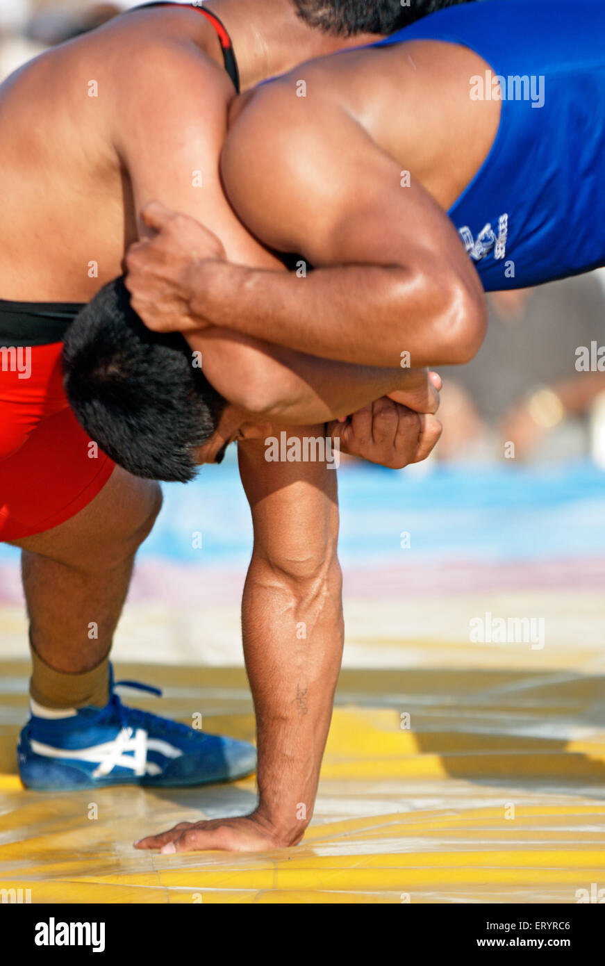 Indian wrestling , pehlwani , kushti , kushtee , koshti , pahlevani , malla yuddha , wrestlers , wrestling match , Nanded , Maharashtra , India , Asia Stock Photo