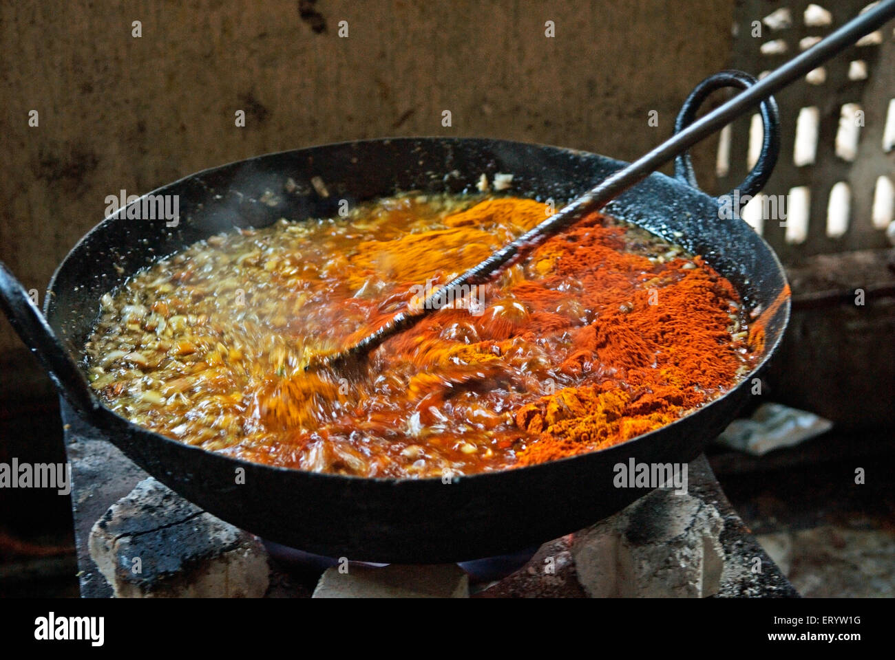 Frying bhujia crispy snack for langar , Takhat Sachkhand Shri Hazur Abchalnagar Sahib Gurudwara , Nanded , Marathwada , Maharashtra , India , Asia Stock Photo