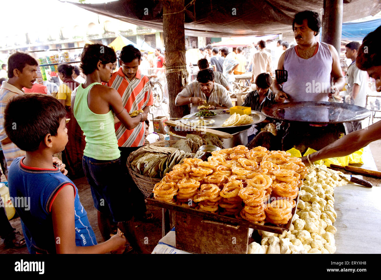 Breakfast food stall in the morning Kolkata Calcutta West Bengal India - bpm 150432 Stock Photo