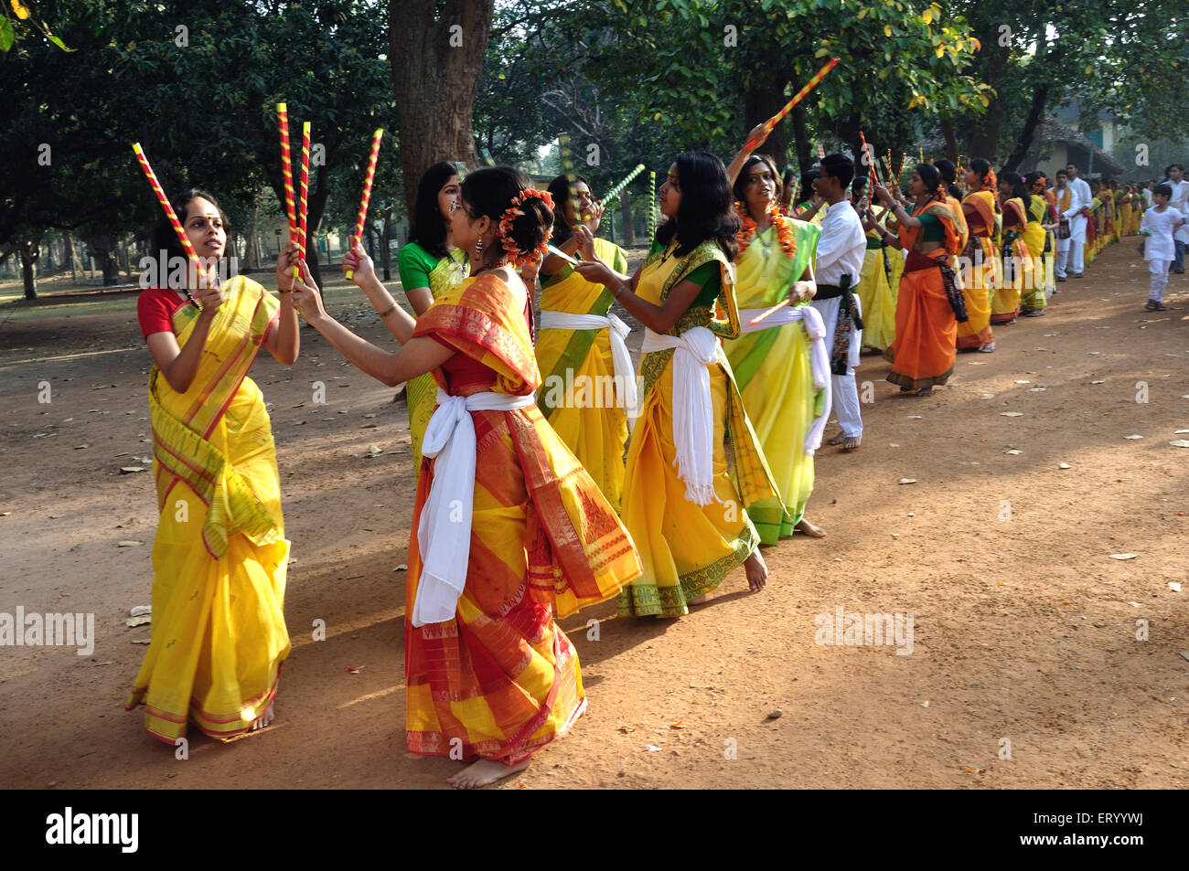 Holi festival in Shantiniketan West Bengal India Stock Photo - Alamy