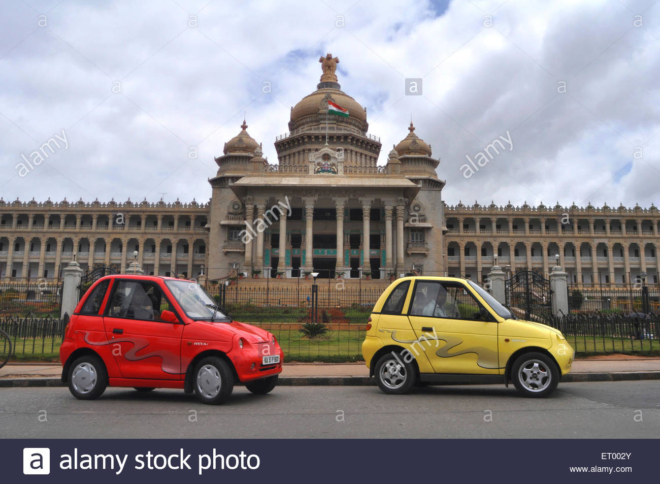 Electric Cars High Resolution Stock Photography and Images Alamy