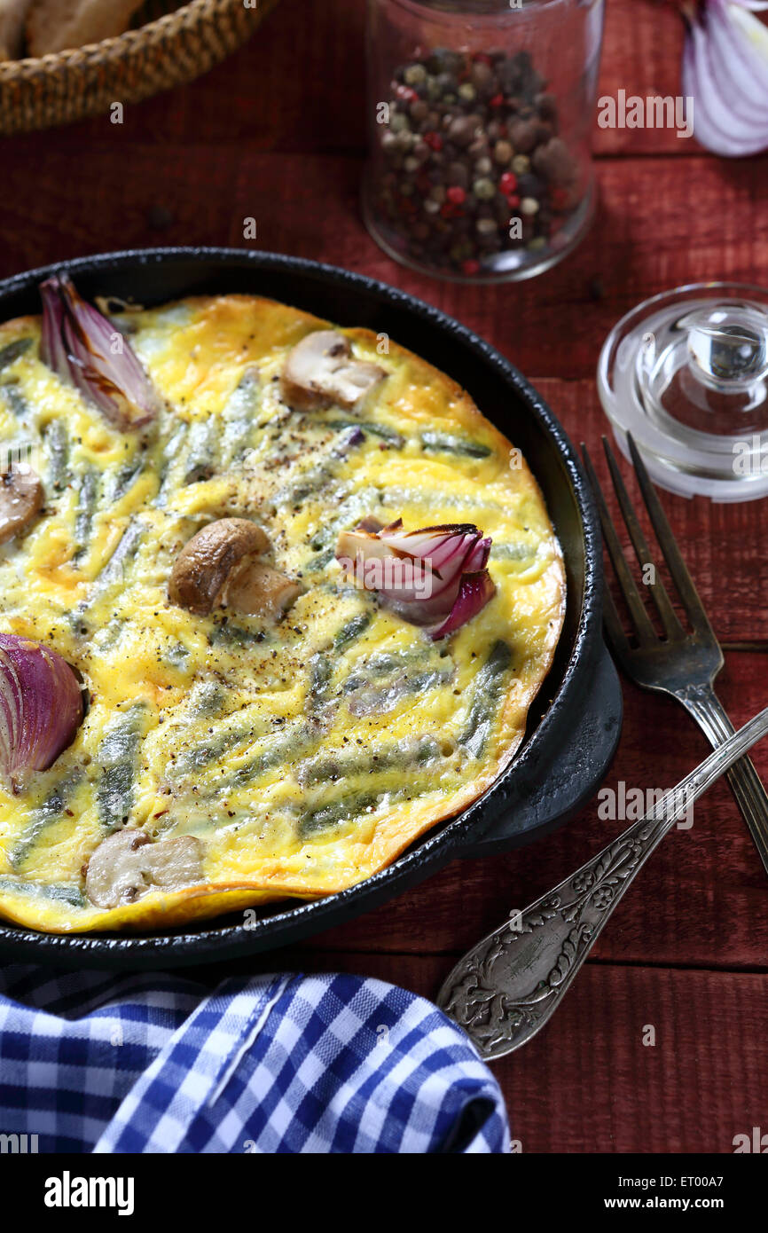 Scrambled eggs with mushrooms and onions, food Stock Photo - Alamy