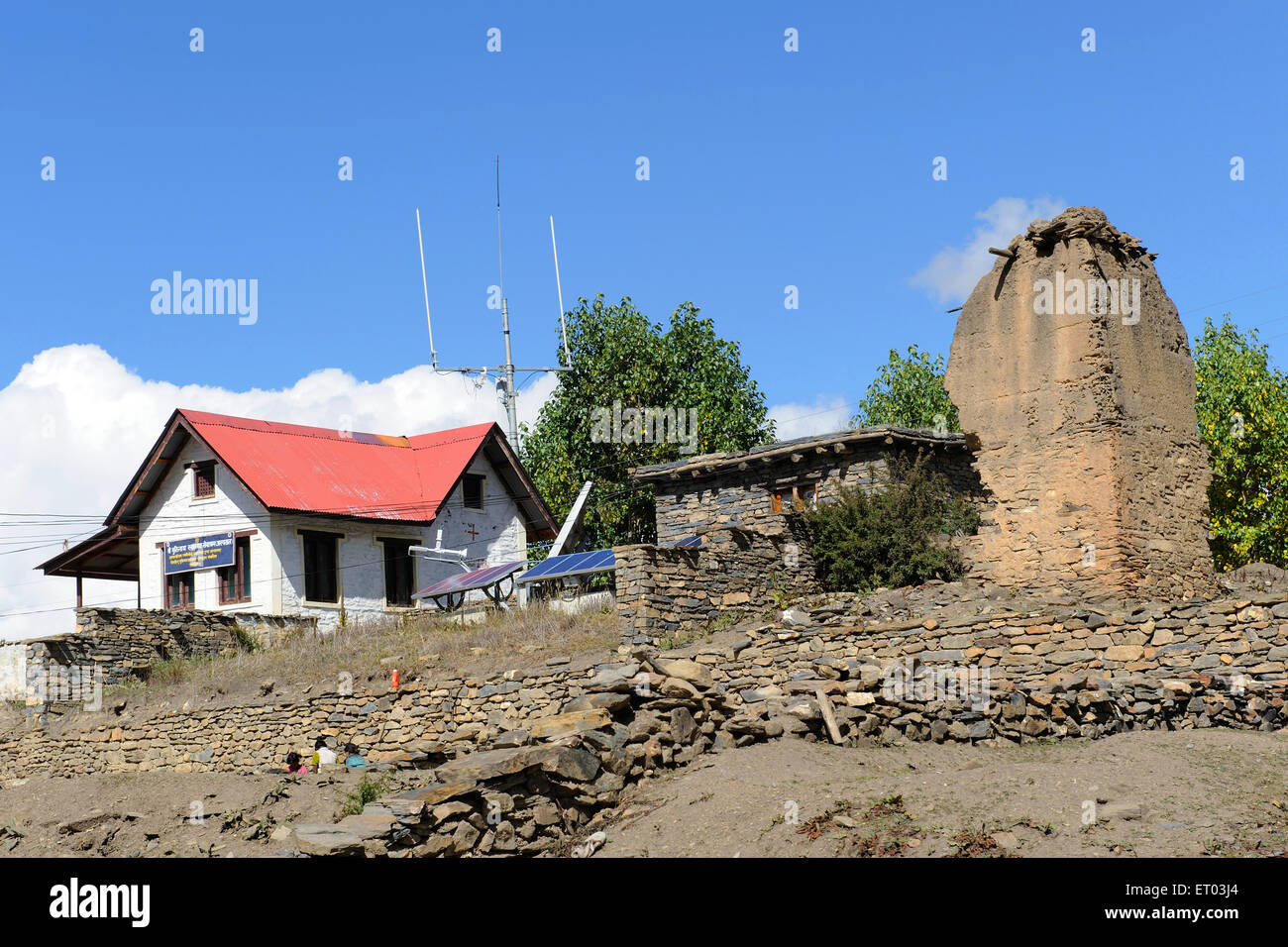 Old and new buildings , Muktinath , Ranipauwa , Mustang , Nepal , Federal Democratic Republic of Nepal , South Asia , Asia Stock Photo