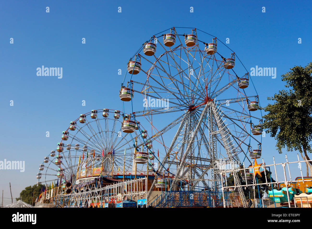 Ferris wheel , Giant wheel , amusement ride , Pushkar Fair , Pushkar Mela , Kartik Mela , Pushkar , Ajmer , Rajasthan , India , Asia Stock Photo