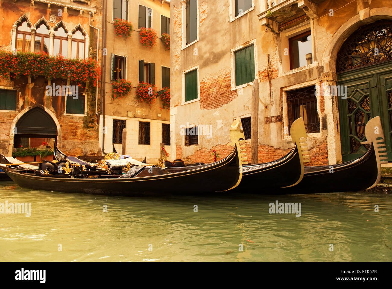 Traditional Venice gondola ride Stock Photo - Alamy