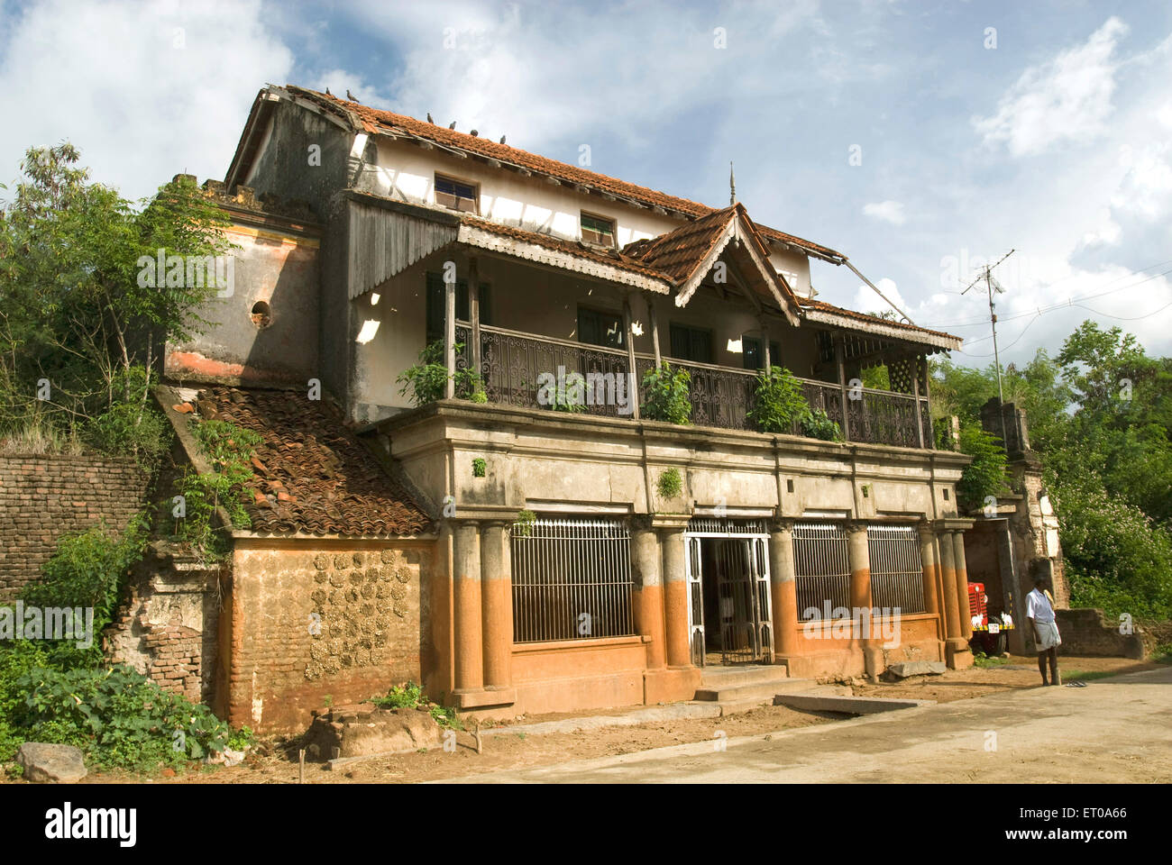 Old Jain House At Vidur Near Tindivanam Tamil Nadu India Stock old-jain-house-at-vidur-near-tindivanam-tamil-nadu-india-stock