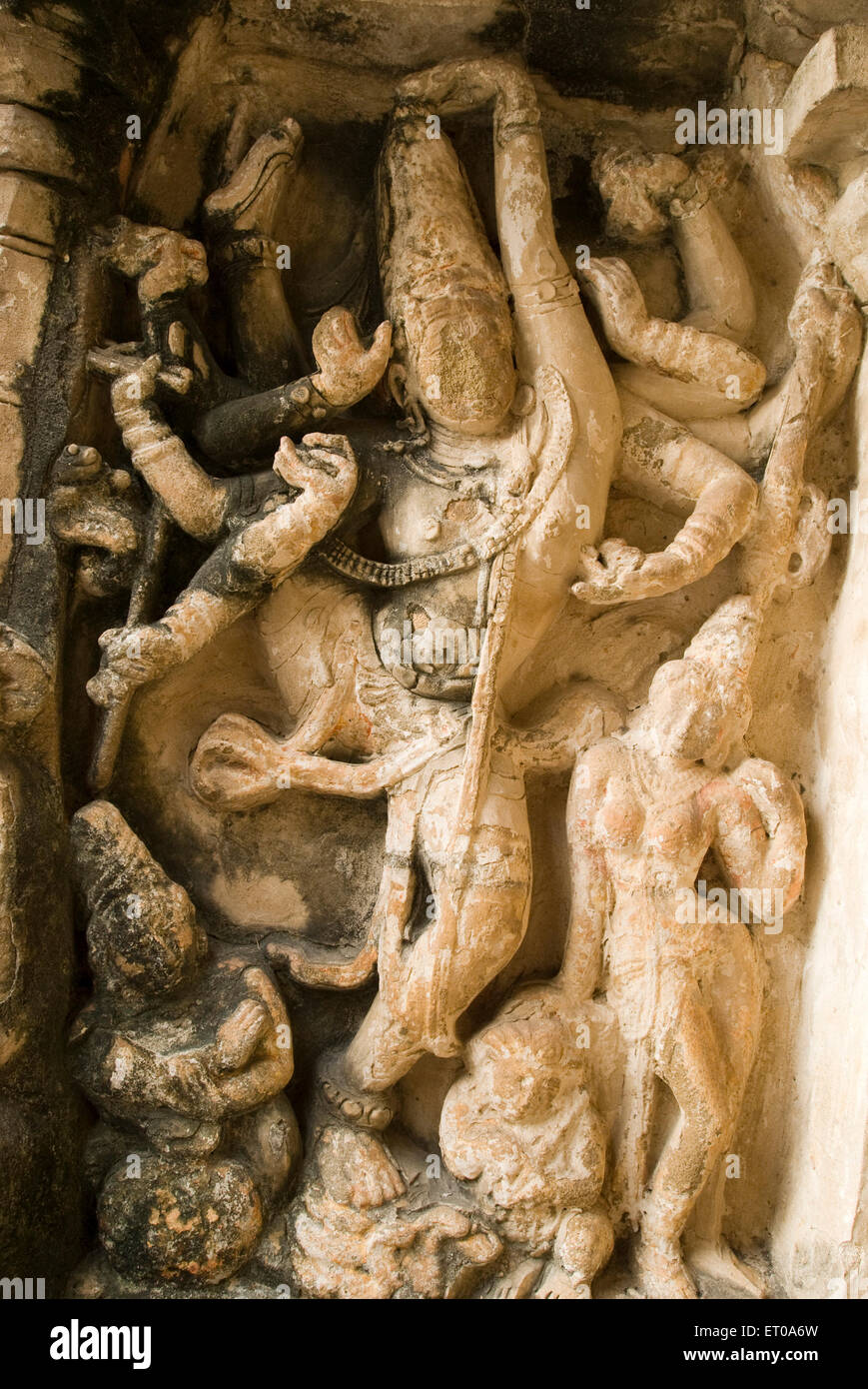 Urthavathandava Siva statue ; Kailasanatha temple in sandstones pallava king Narasimhavarman Kanchipuram ; Tamil Nadu Stock Photo