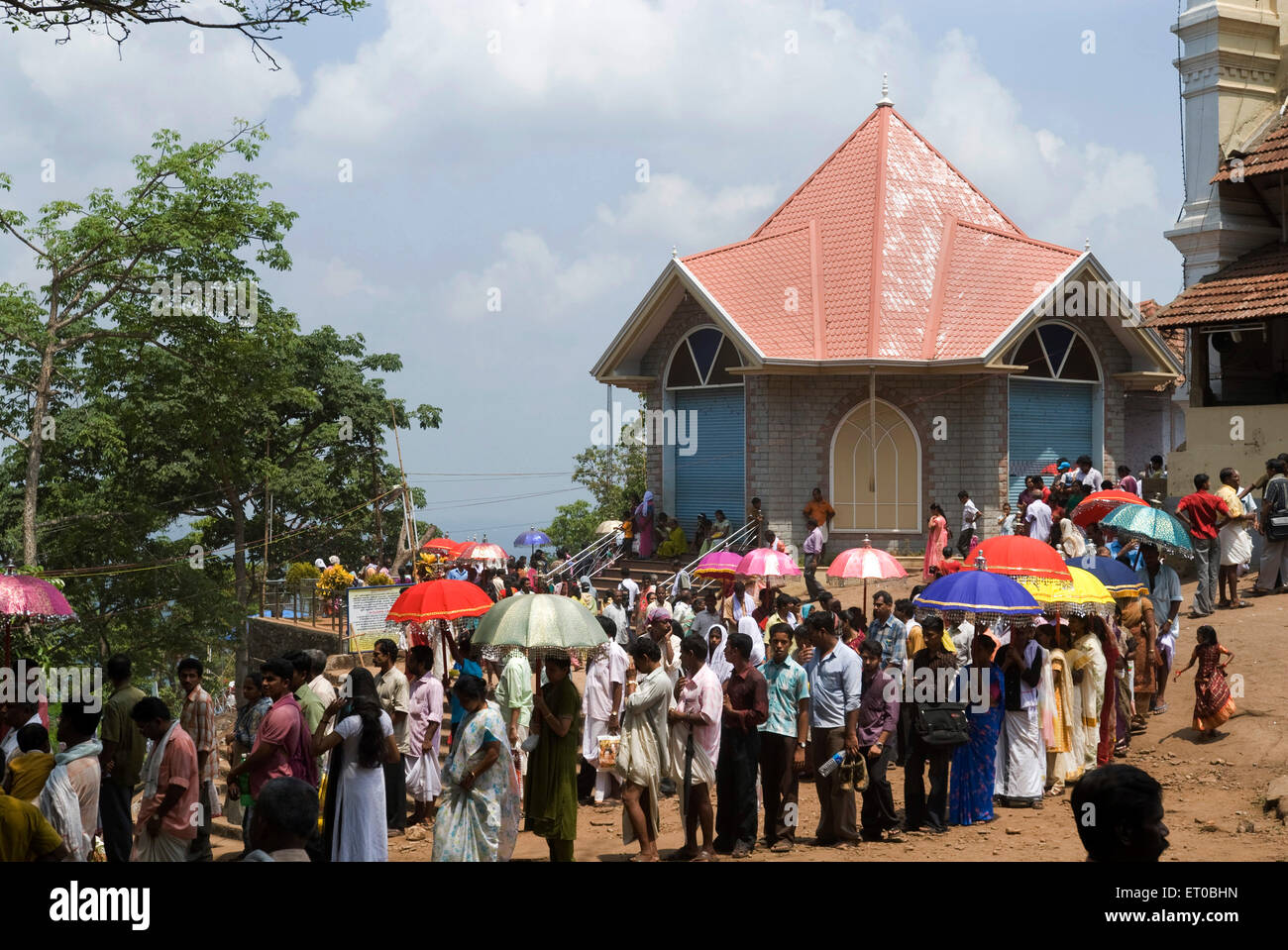 Procession ; annual Malayattur Kurussumudi Perunal festival of Saint Thomas Shrine ; Kerala ; India Stock Photo