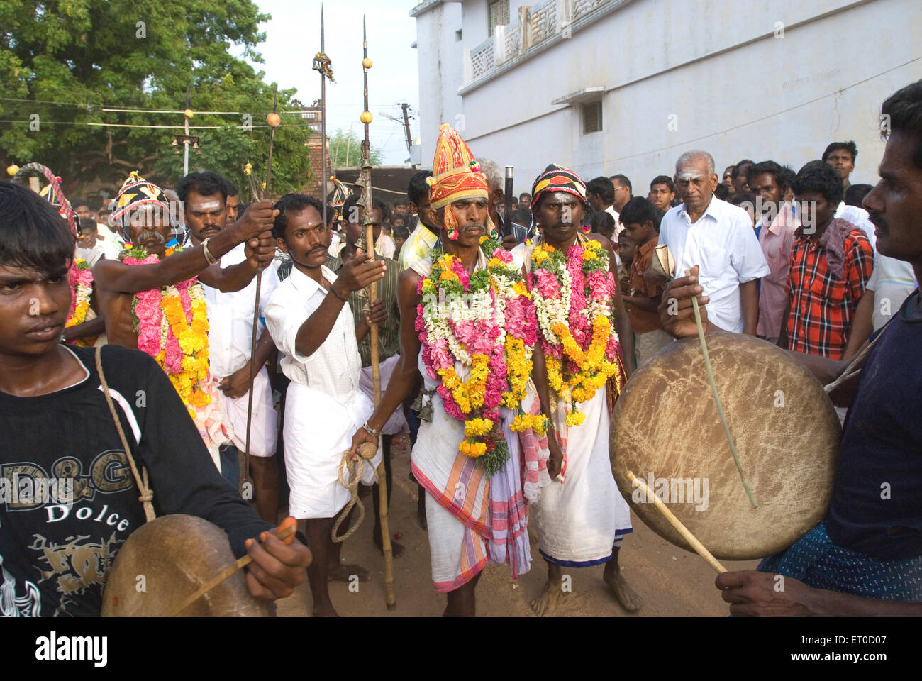 Samiyadi god man during puravi eduppu festival ; Venthanpatti ...