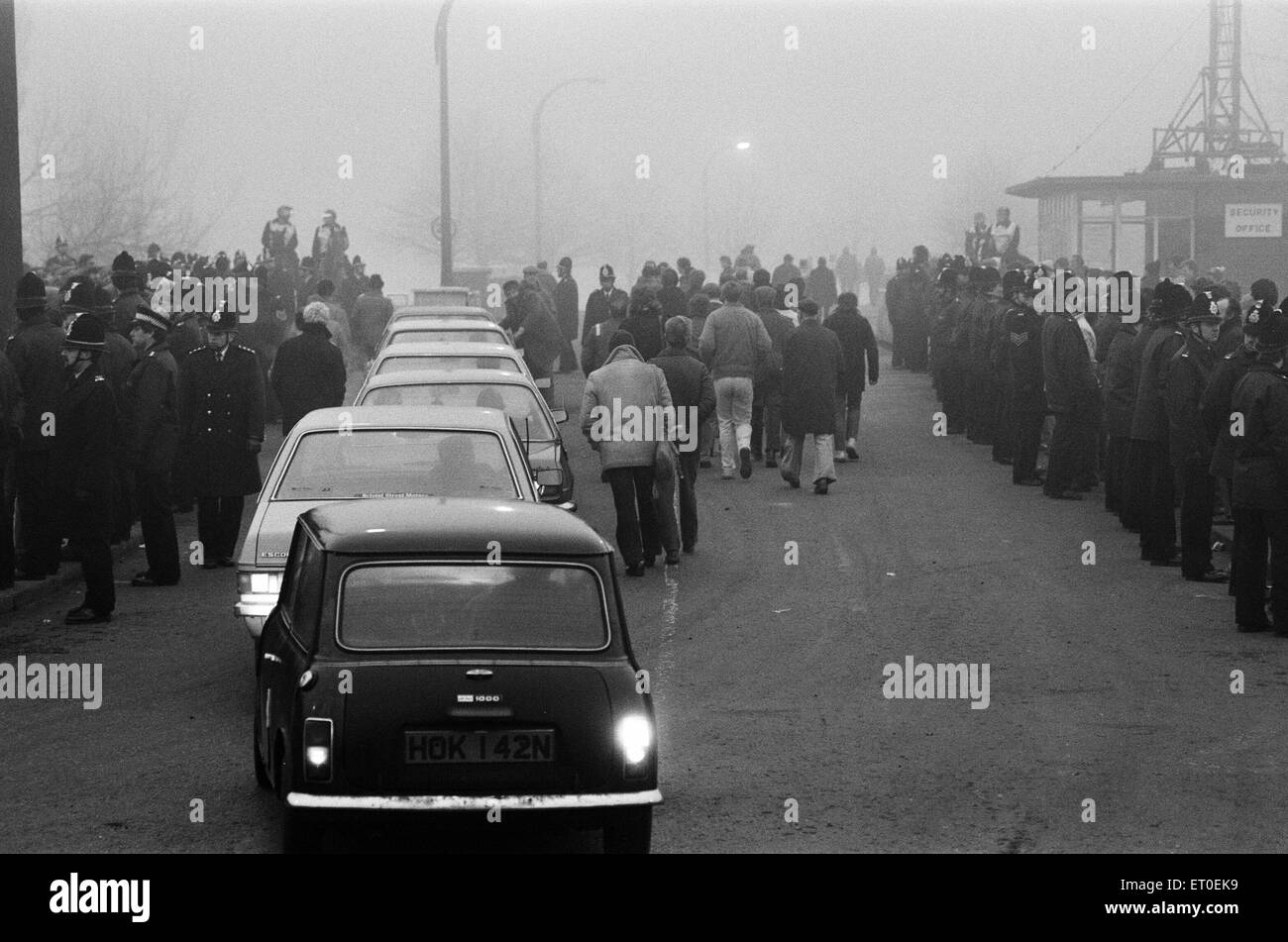 Miners Strike 1984 1985, Pictured. Pickets at Lea Hall Colliery