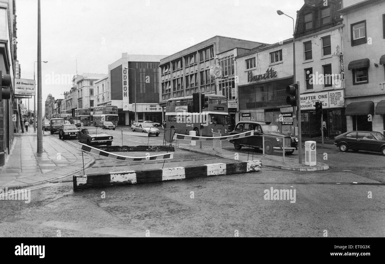 General scene of London Road Liverpool 19th August 1983 Stock Photo