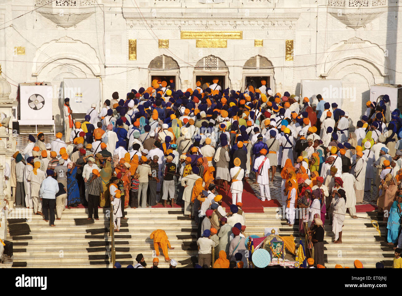 Sikh devotees, Hazur Sahib Gurdwara, Takht Sachkhand Sri Hazur Abchalnagar Sahib Gurudwara, Nanded, Maharashtra, India, Asia Stock Photo