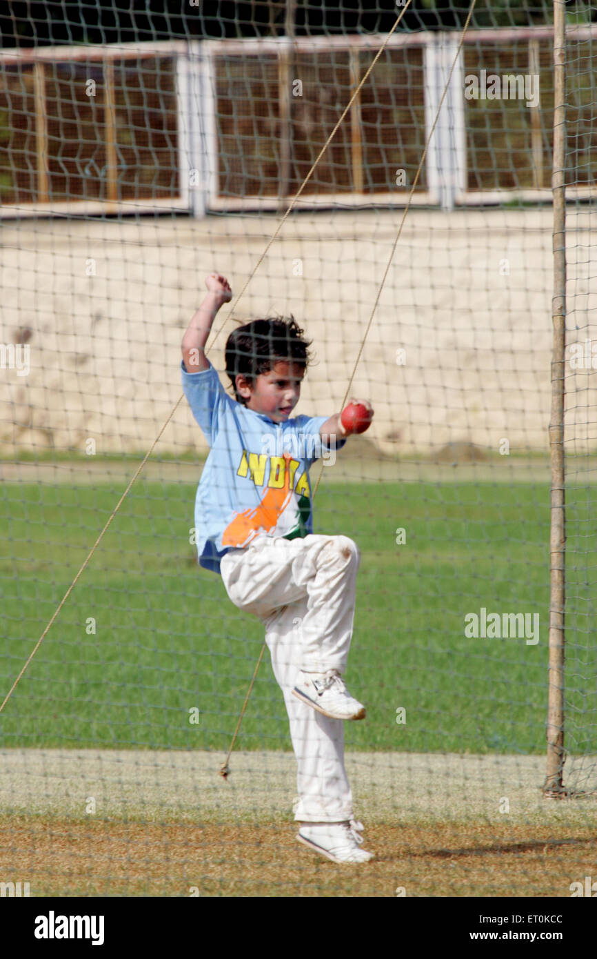 Arjun Tendulkar Son Of Master Blaster Sachin Tendulkar Net Practicing Arjun Tendulkar Son Of Master Blaster Sachin Tendulkar Net Practicing