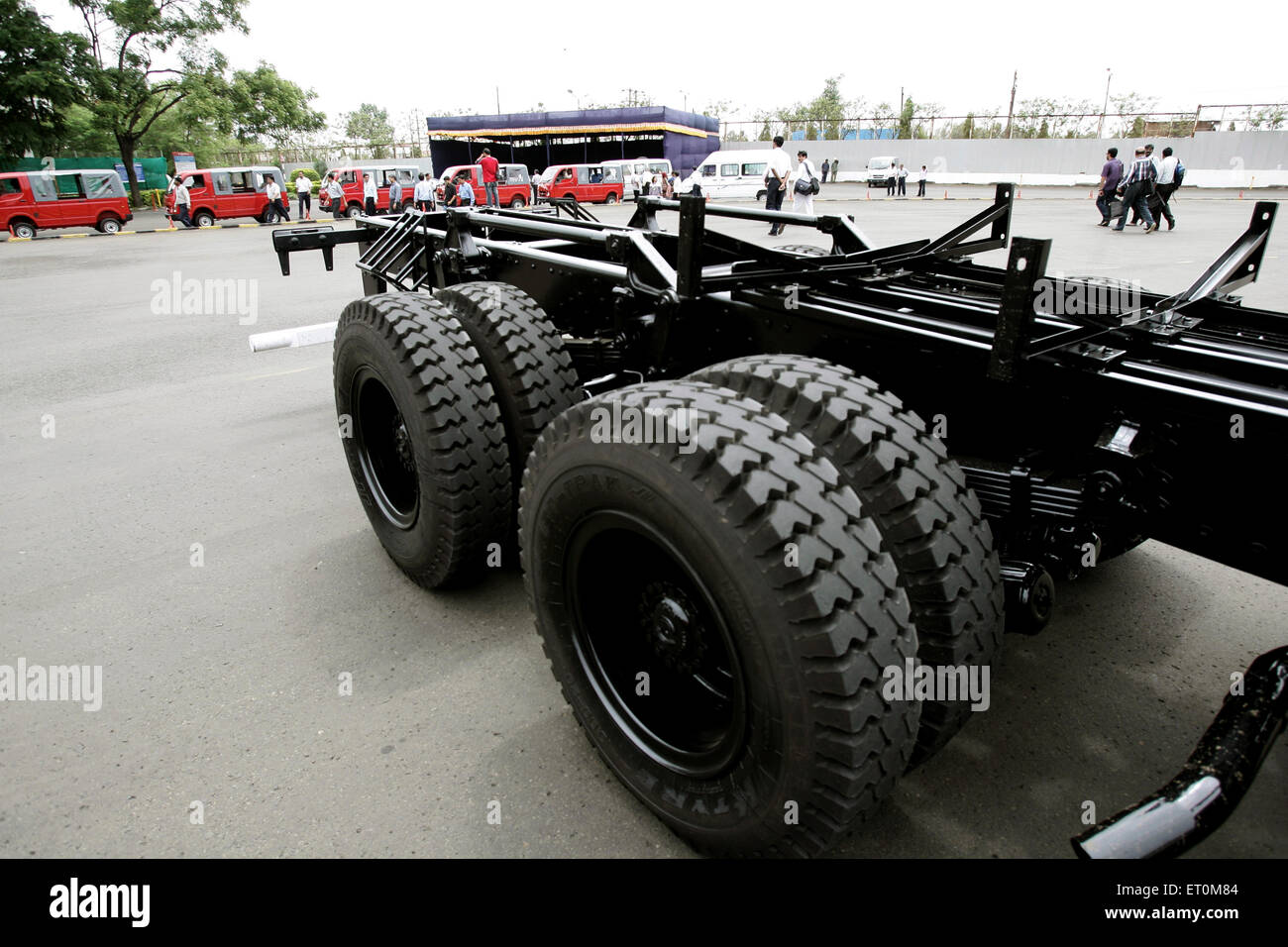Truck chassis hires stock photography and images Alamy