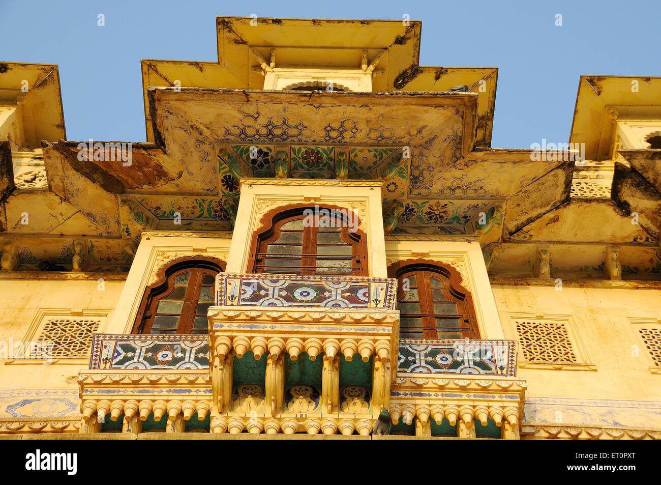 Balcony ; Pichola Haveli ; Pichola Lake ; Udaipur ; Rajasthan ; India Stock Photo