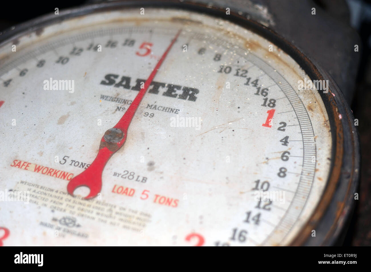 An industrial scale that measures up to 5 tons in the M Shed museum storehouse in Bristol. Stock Photo
