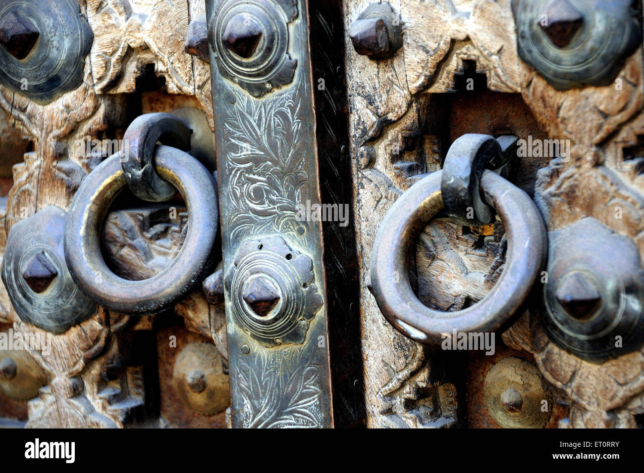 Wooden carving on door of haveli ; Fatehpur Shekhawati ; Rajasthan ; India Stock Photo