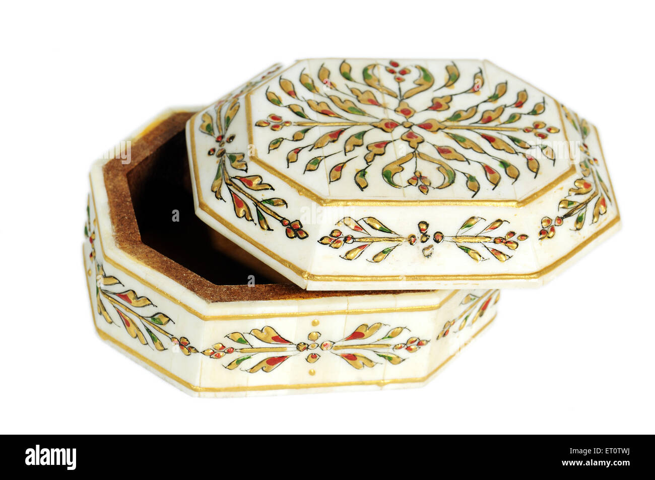 ornament box, snuff box, pill box, jewelry box, India, Indian