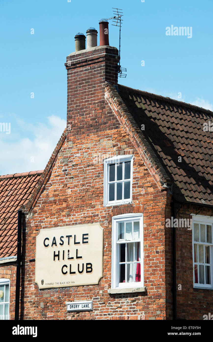 Castle Hill Club sign on building. Castle Hill, Lincoln, Lincolnshire, England Stock Photo