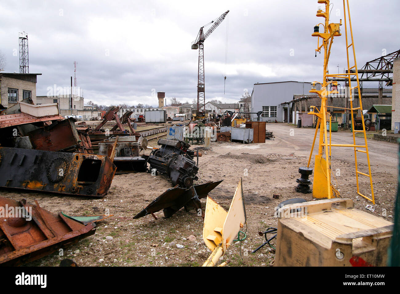 Abandoned shipyard hi-res stock photography and images - Alamy