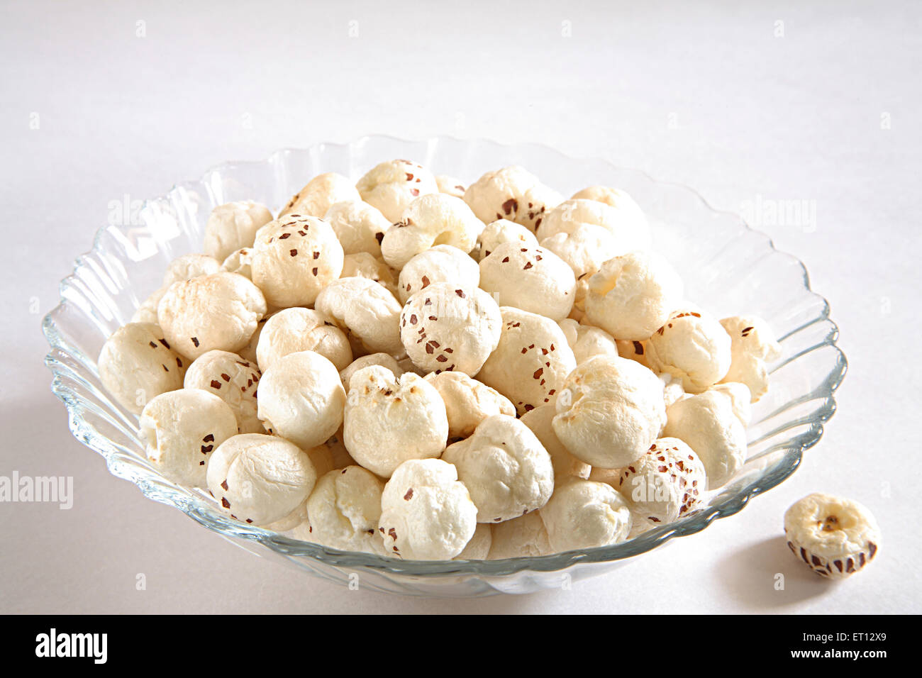 Dry fruit ; Makhana fox nut ; white ball ; Euryl Ferox ; India Stock