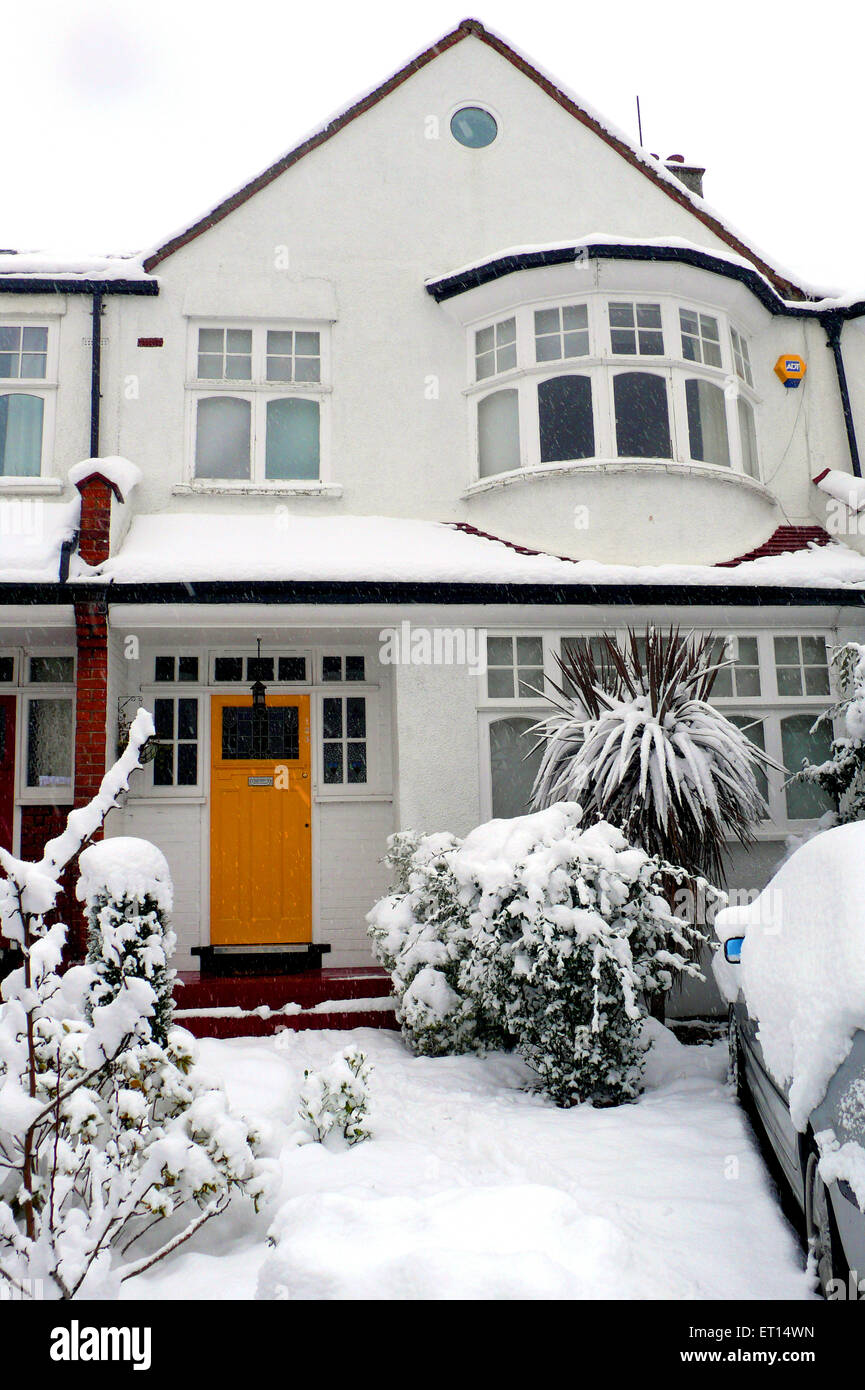 House in snow, London, England, United Kingdom, UK Stock Photo