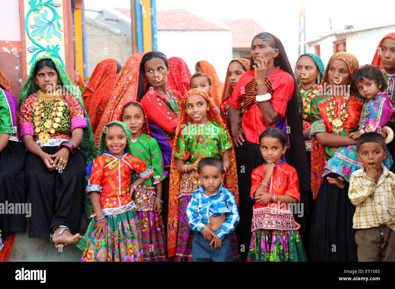 Rural women with children ; Mindiyada near Anjaar ; Kutch ; Gujarat ; India NO MR Stock Photo