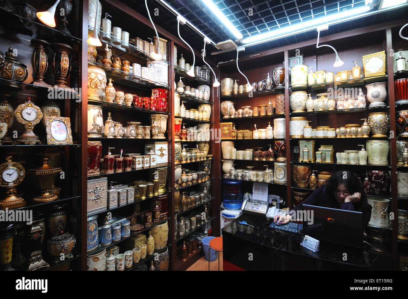 Display of ceramic items in chinese shop ; Yiwu ; China Stock Photo