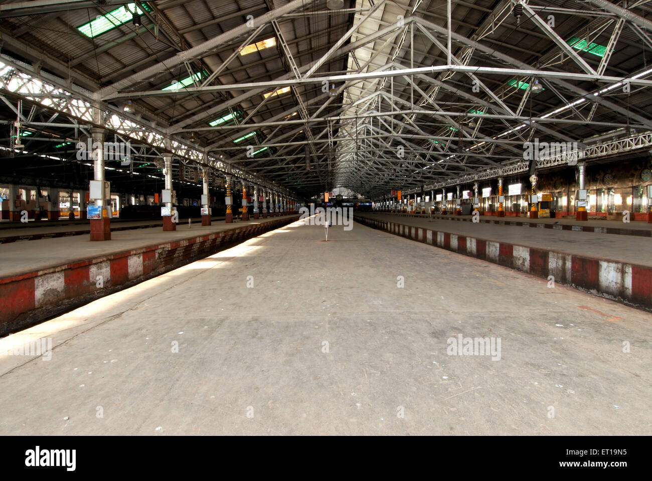Victoria terminus vt  now chhatrapati shivaji terminus platform ; Bombay Mumbai ; Maharashtra ; India Stock Photo