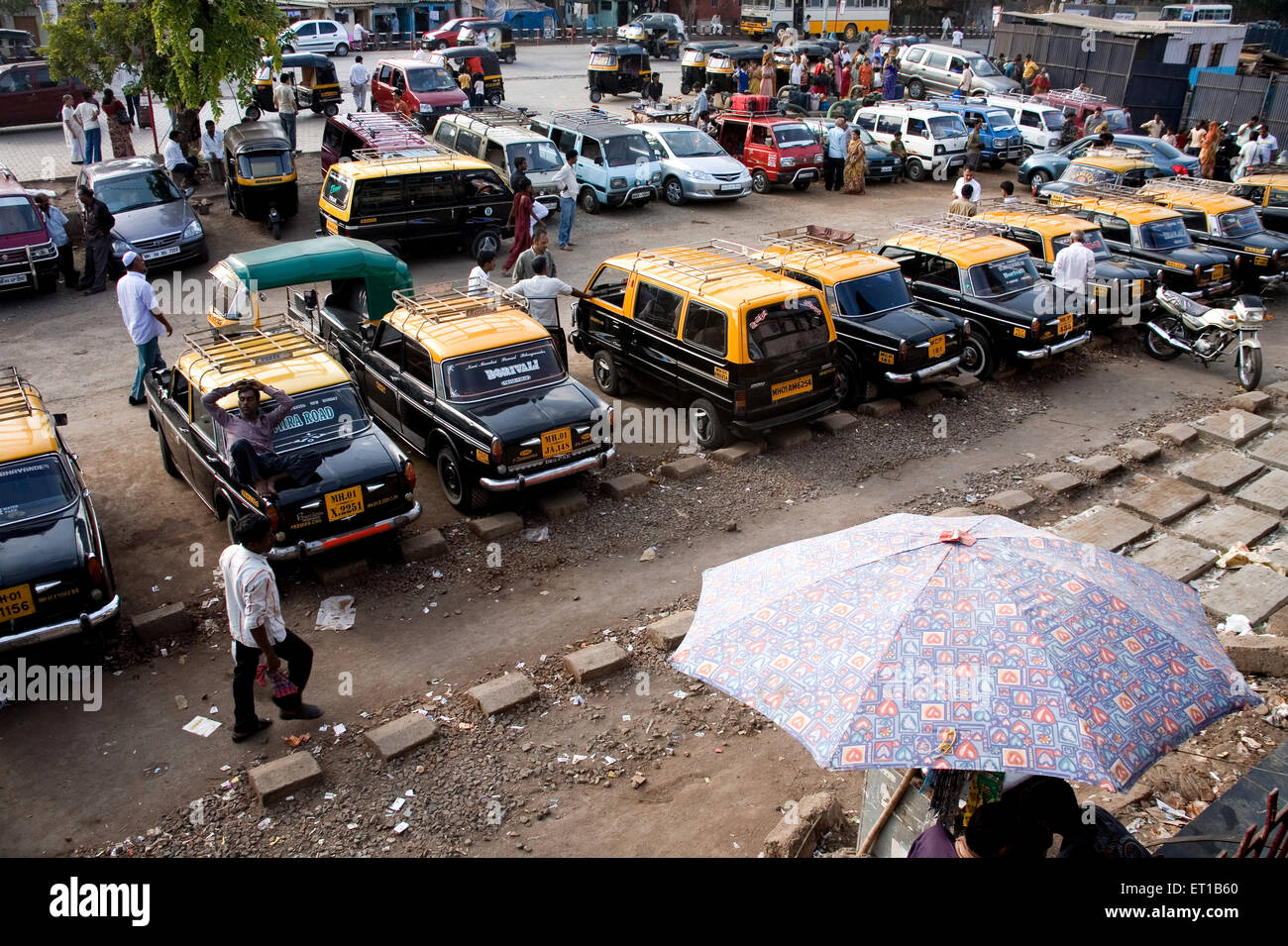 Taxi parking ; Borivali railway station ; Bombay ; Mumbai ; Maharashtra ; India ; Asia Stock Photo