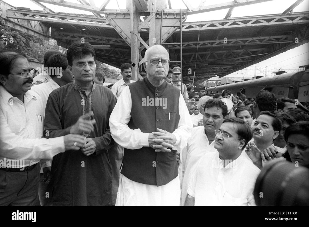 Lal Krishna Advani ; Bharatiya Janata Party leader visiting site of bomb blast at Mahim railway station ; Bombay ; Mumbai ; Maharashtra ; India Stock Photo
