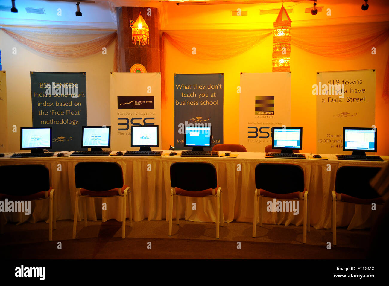 BSE ; Bombay Stock Exchange ; interior ; Bombay ; Mumbai ; Maharashtra ; India ; Asia Stock Photo