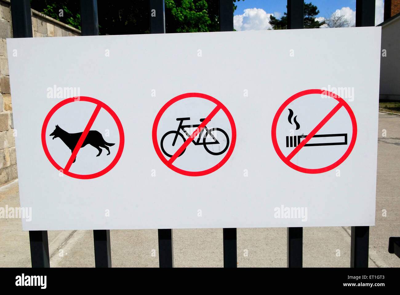 no dog, no cycle, no smoking, sign board, Berlin, Germany, German, Europe, European Stock Photo