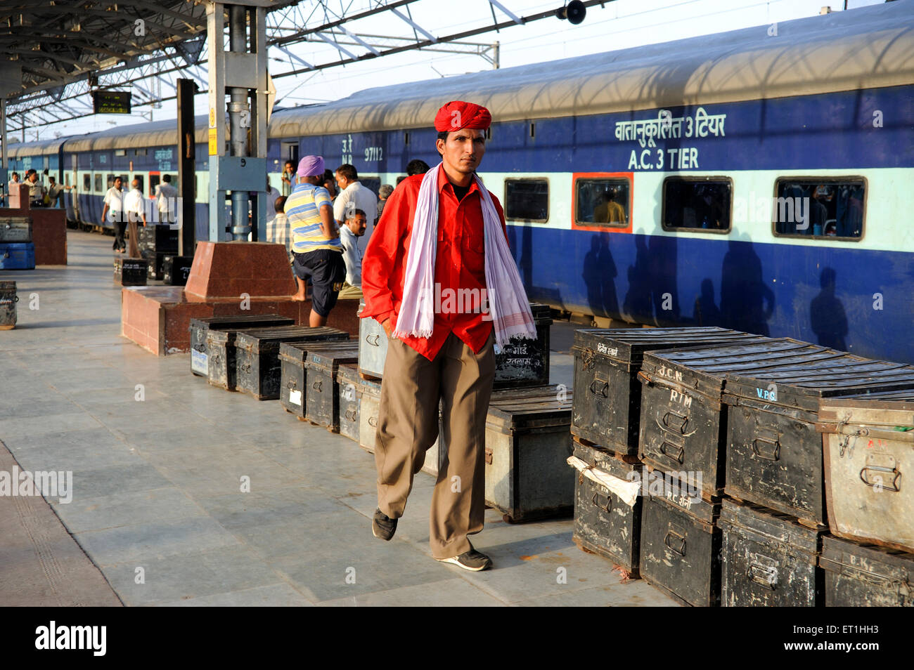 Porter on railway station Jammu Jammu and Kashmir India Stock Photo