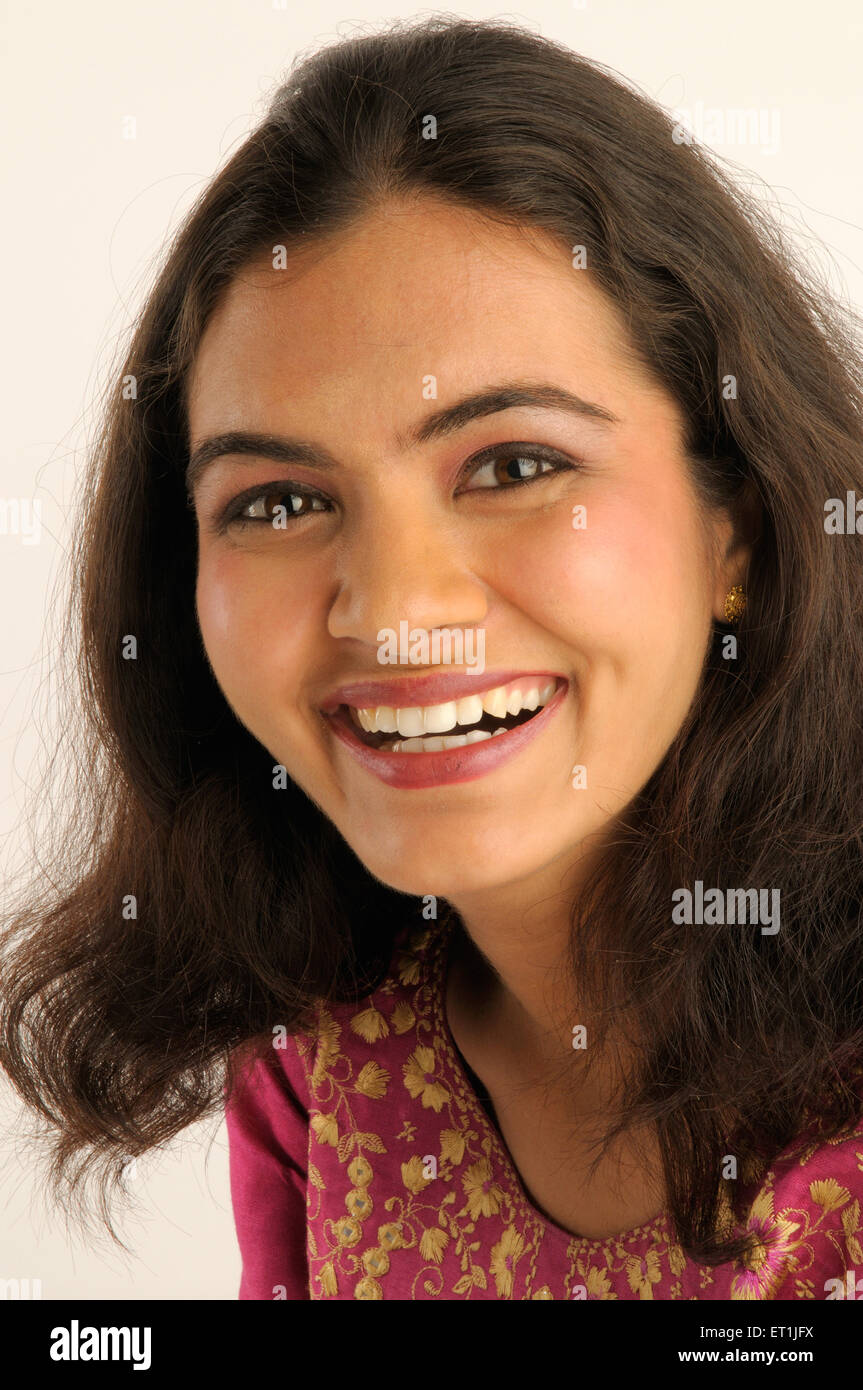 Teens laughing india hi-res stock photography and images - Alamy