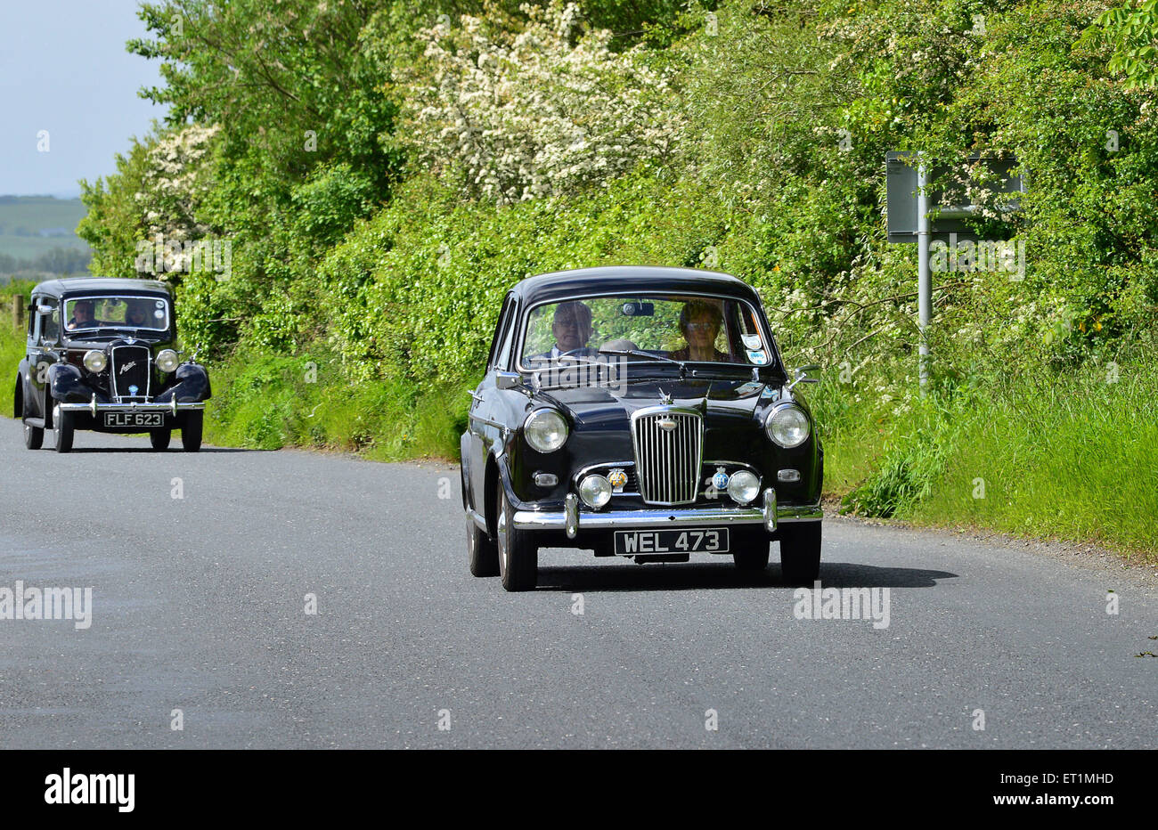 Wolseley 1500 Mk 1 1957 saloon on country road, Burnfoot, County Donegal, Ireland Stock Photo