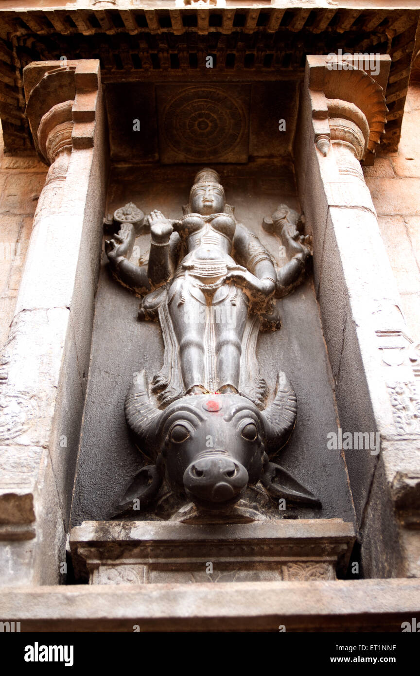 Decorative sculpture of mahishasura mardini at brihadeshwara temple