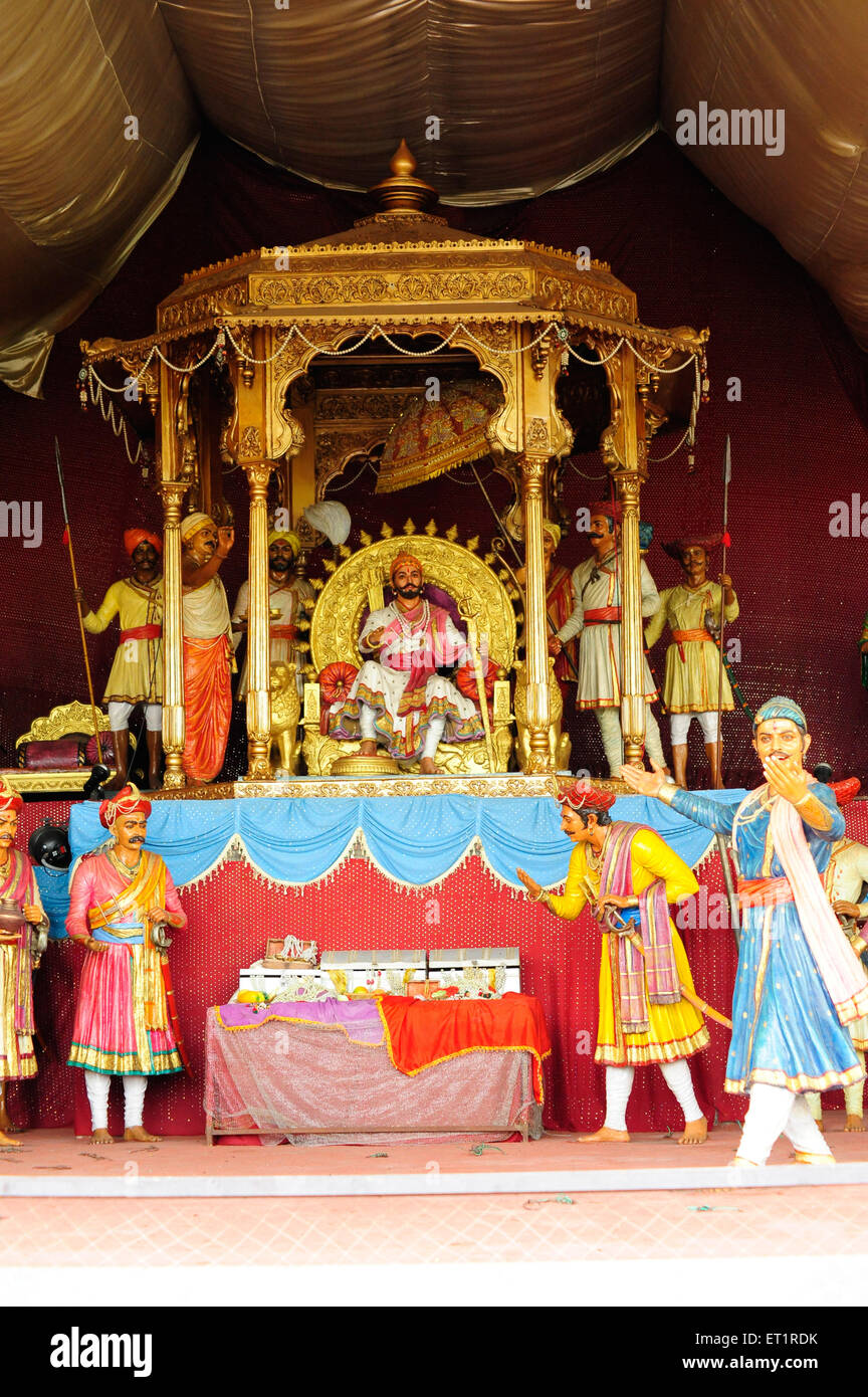 Maratha King Shivaji darbar sculpture ; Shivaji sculpture ; Akluj Fort ; Shivsrushti Killa  ; Solapur ; Maharashtra ; India Stock Photo