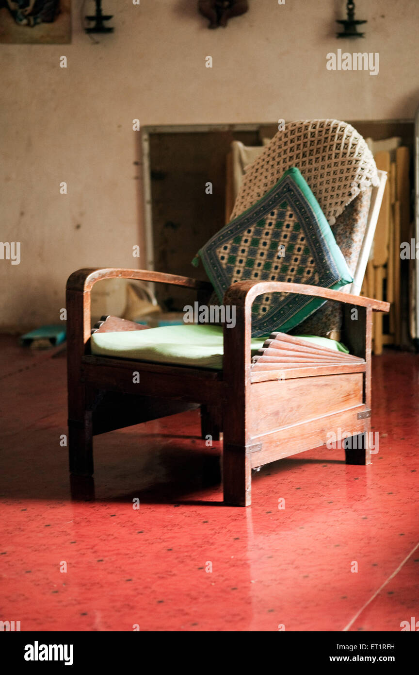 old chair, wood chair, wooden chair, one chair, antique chair, vintage chair, classic chair, Stock Photo