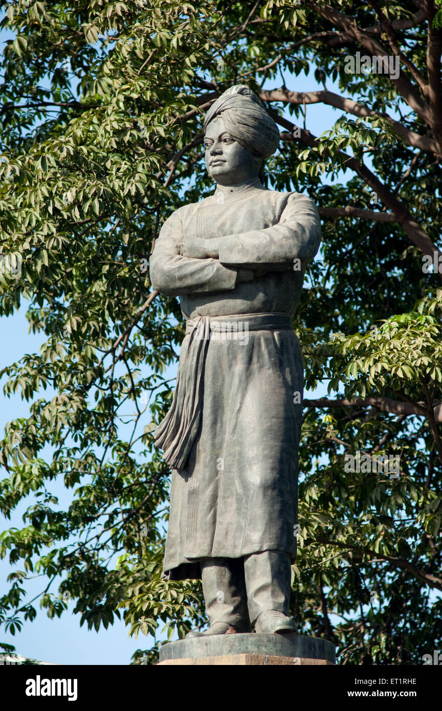 Statue of swami vivekanand near gateway of india ; Bombay ; Mumbai