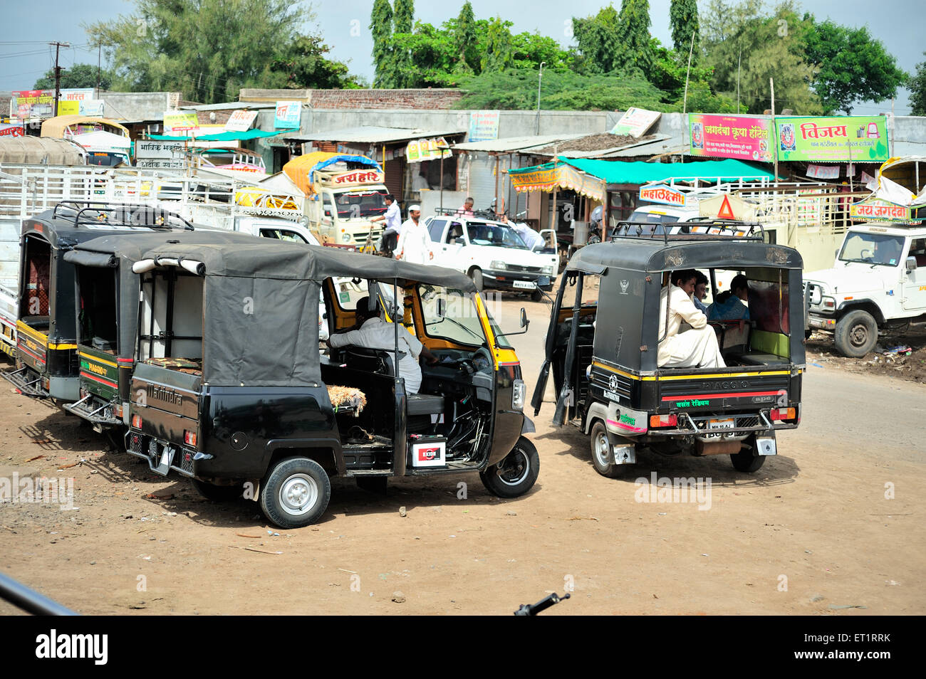 Auto rickshaw stand, Ahmednagar, Maharashtra, India, Asia, Asian, Indian Stock Photo