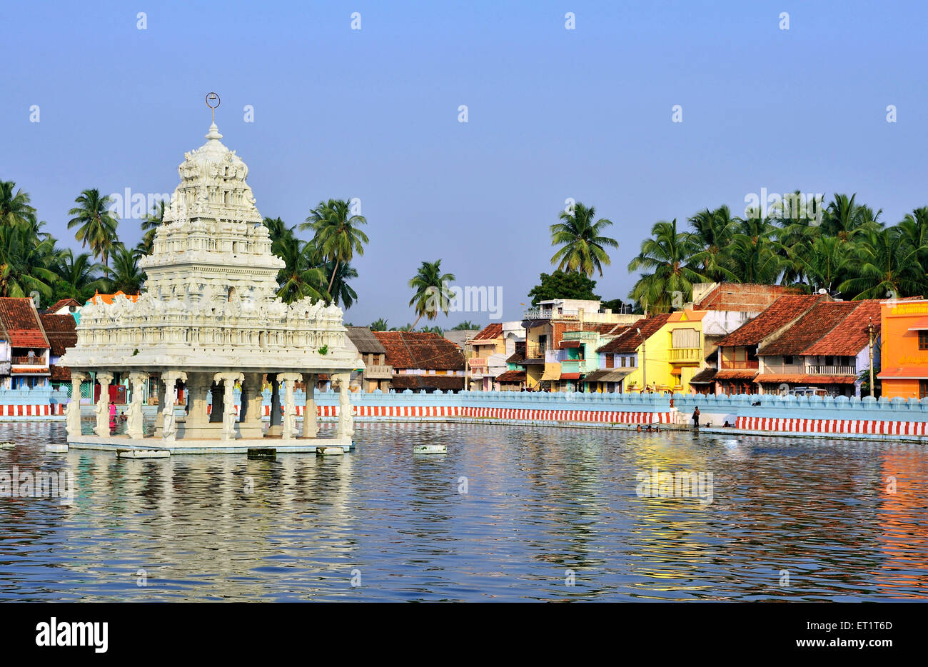 Water tank at thanumalayan temple at suchindram tamil nadu india Asia Stock Photo